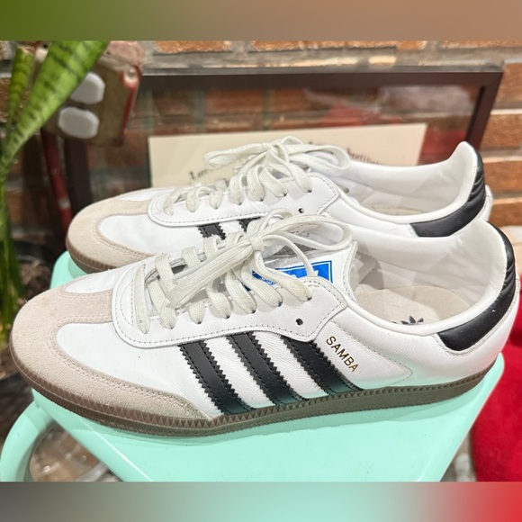 BIG KIDS' ADIDAS ORIGINALS SAMBA OG CASUAL SHOES
Size 6 - Picture 4 of 5